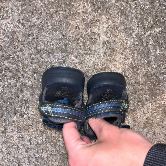 Lily and Dan Blue, Green, and Grey Kids Sandals Size 7/8 - Picture 4 of 6